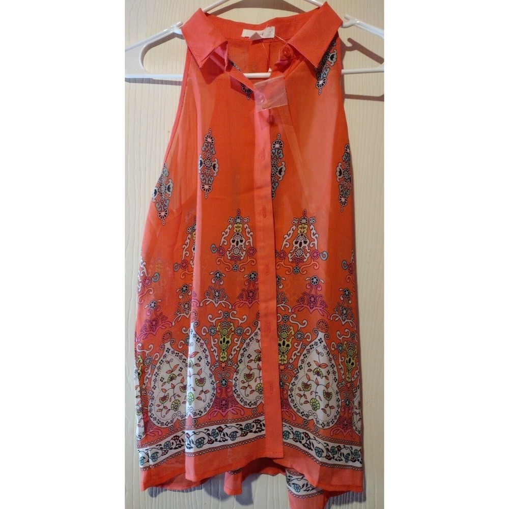 MINE- Sleeveless Pink (peach ?)color, size Small. (14)